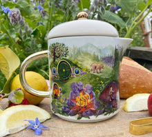 Load image into Gallery viewer, Adventure Seekers Tea Pot
