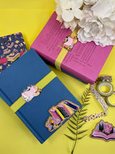 Load image into Gallery viewer, Bookish love book band
